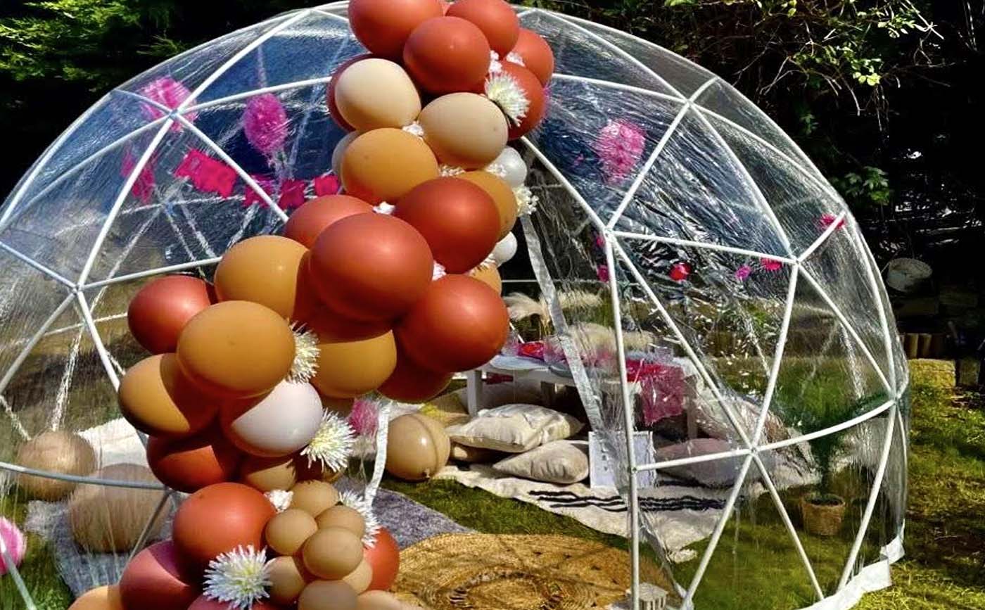 Star Gazer Igloo Tent with Balloons